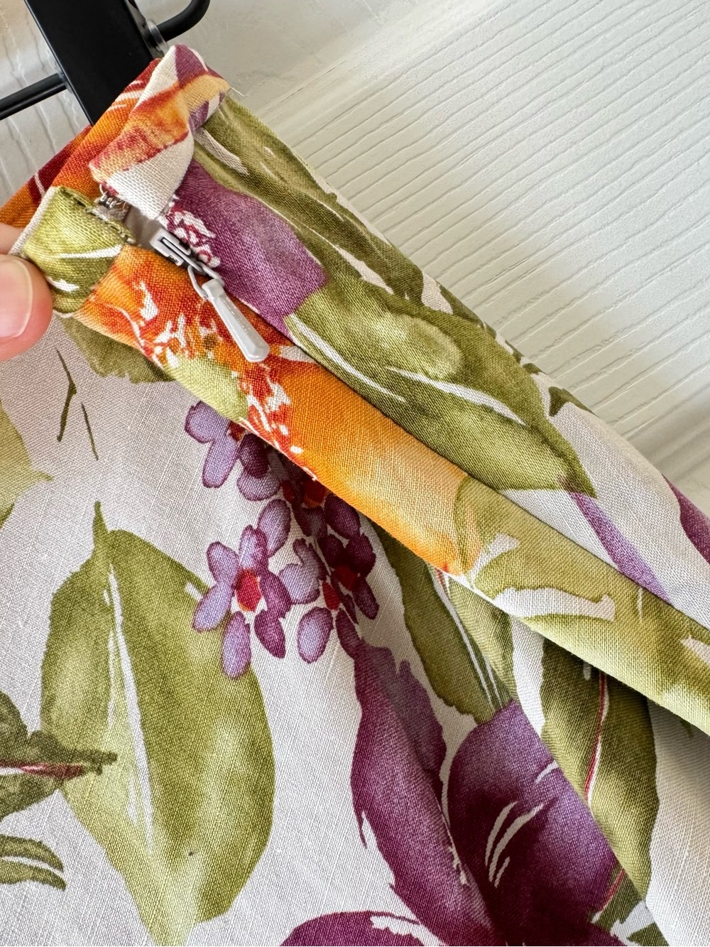 Talbots Linen Silk Midi Skirt 14P Tropical Hibiscus Print Resortwear Old Money - Picture 5 of 8